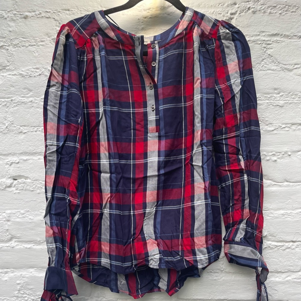 Court and rowe checkered button up blouse